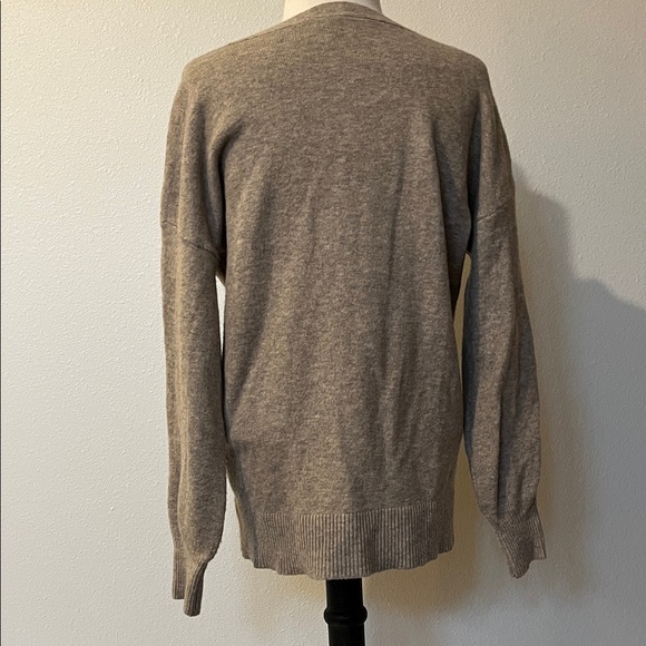 OAT New York Cozy V-Neck Button Sweater - Brown women’s size S - Picture 2 of 3